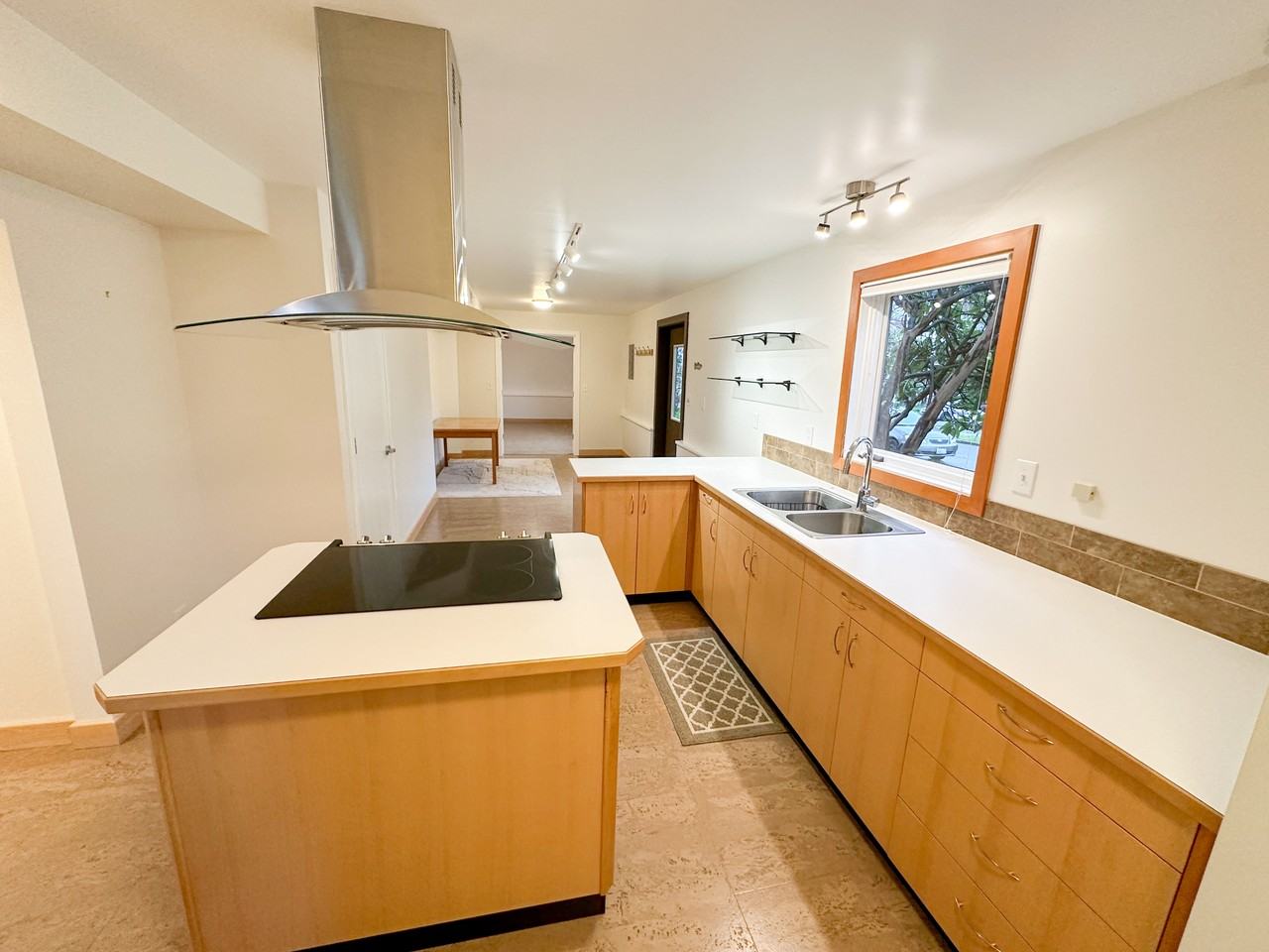 429 N 61st St #ADU - Photo 2 of 22