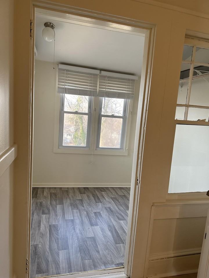 891 Haywood Rd #1 - Photo 6 of 12