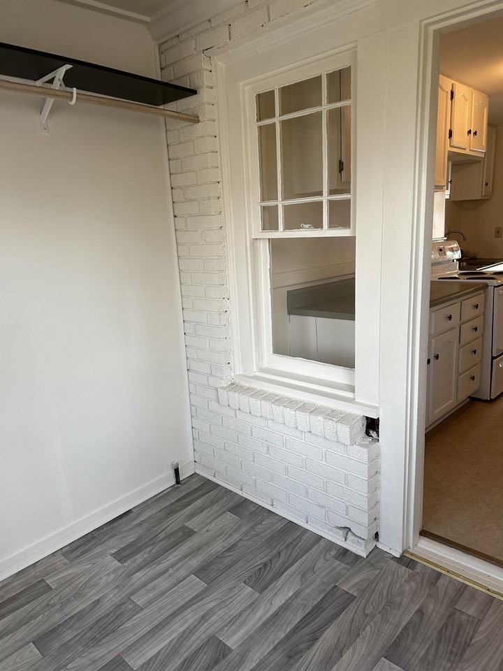 891 Haywood Rd #1 - Photo 7 of 12