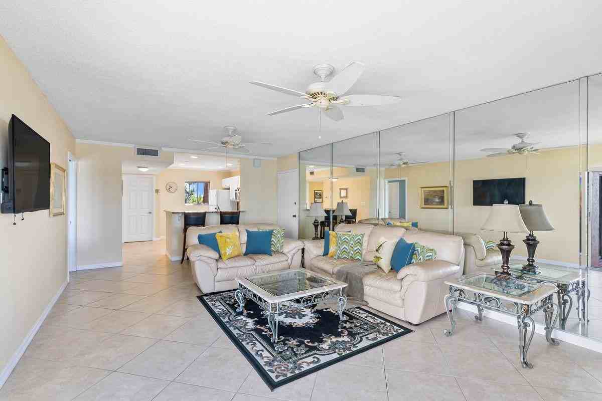 7400 Sunshine Skyway Ln S #112 - Photo 2 of 16