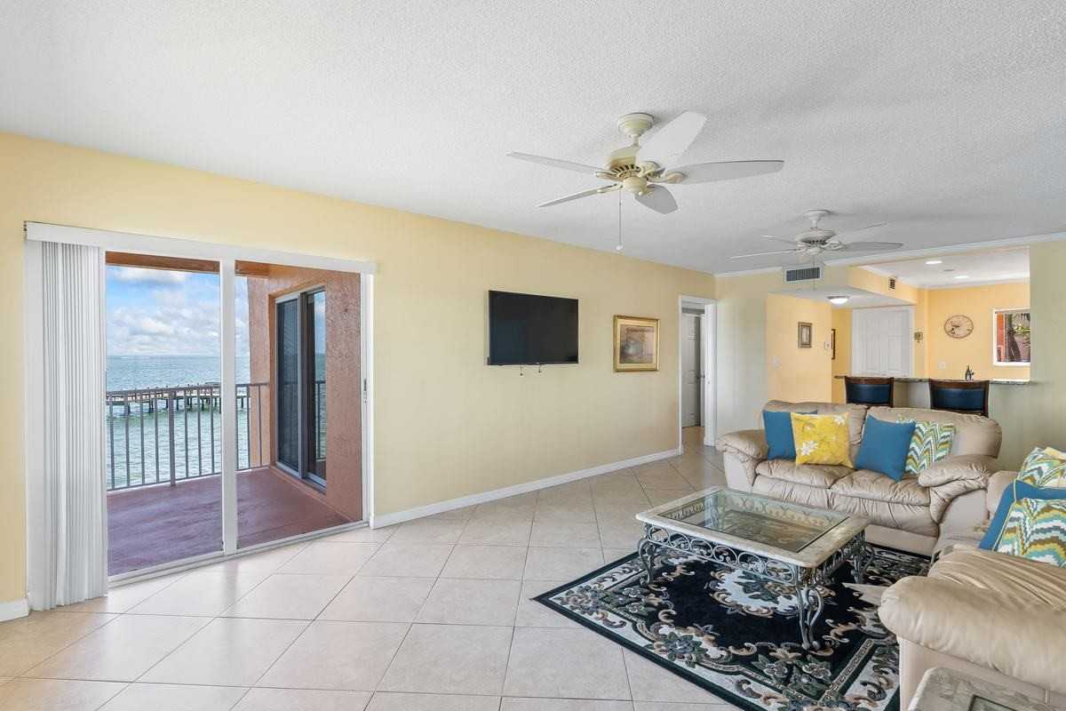 7400 Sunshine Skyway Ln S #112 - Photo 3 of 16