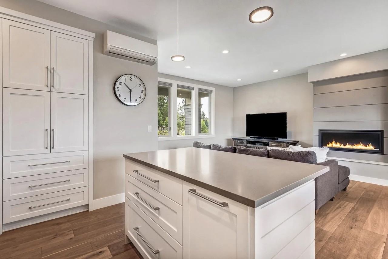 1315 Nw Mt Washington Dr #NA - Photo 5 of 26