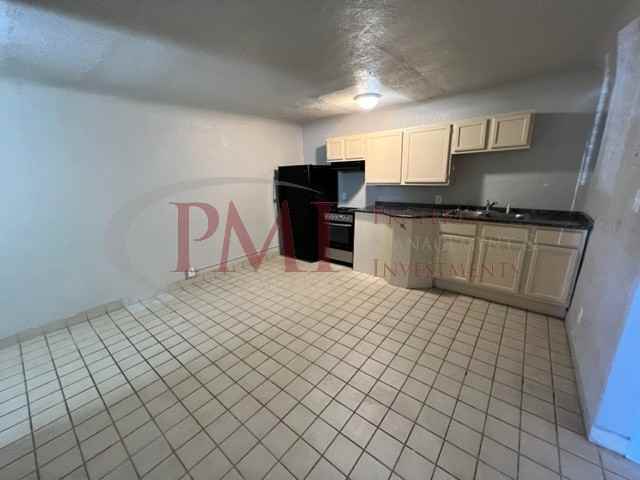 450 W Picacho Ave #1-5 - Photo 4 of 15