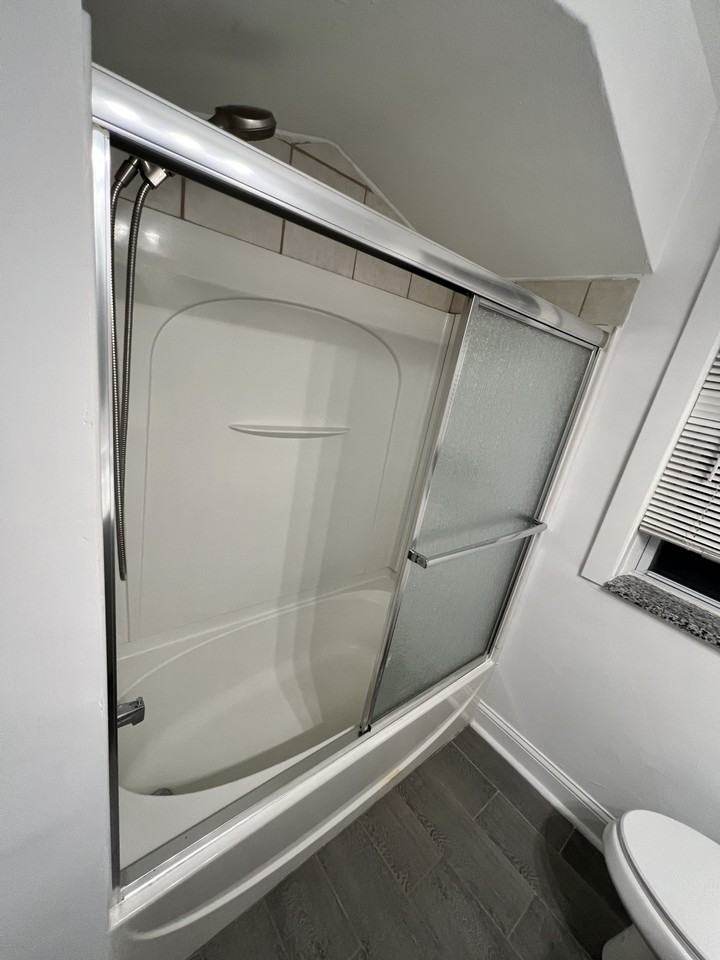 5817 Mardel Ave #5817B - Photo 4 of 16