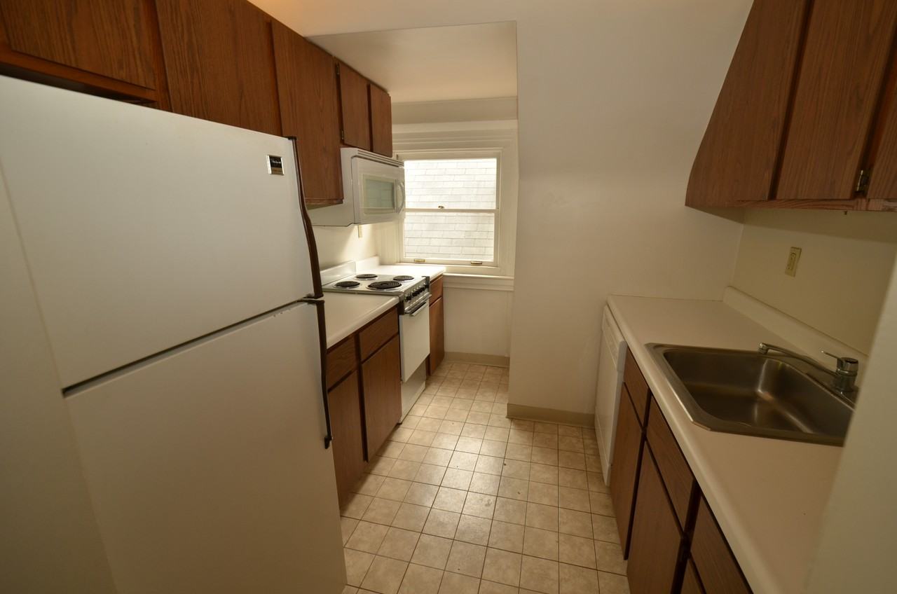 6350 Aurelia St #504 - Photo 5 of 6