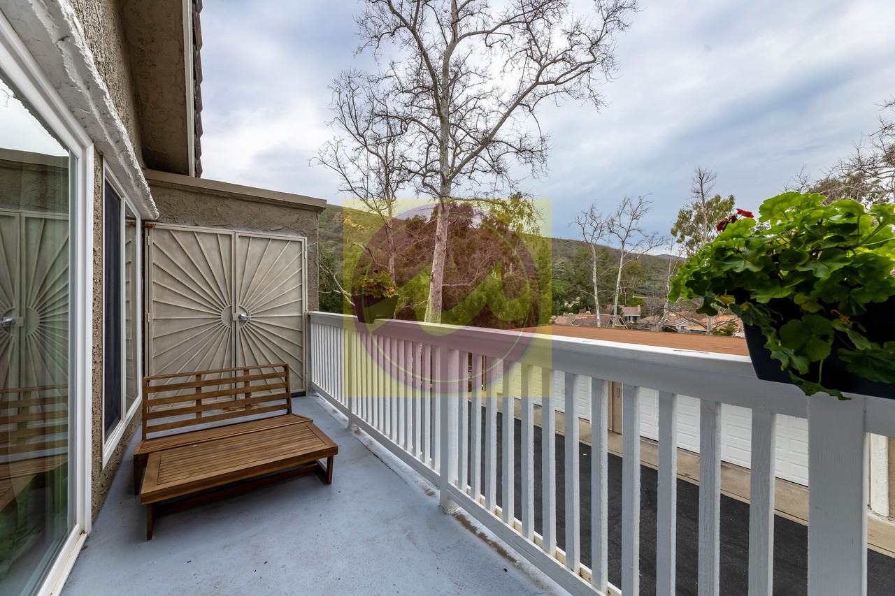 5696 Camelia Lane - Photo 3 of 37