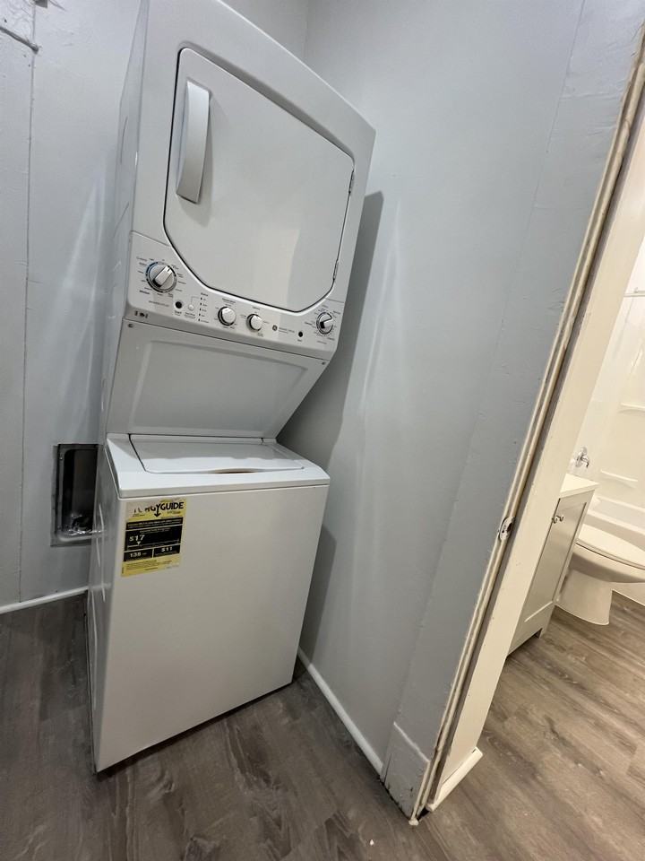 2513 Loyola Southway #1BOTTOMFL - Photo 5 of 12