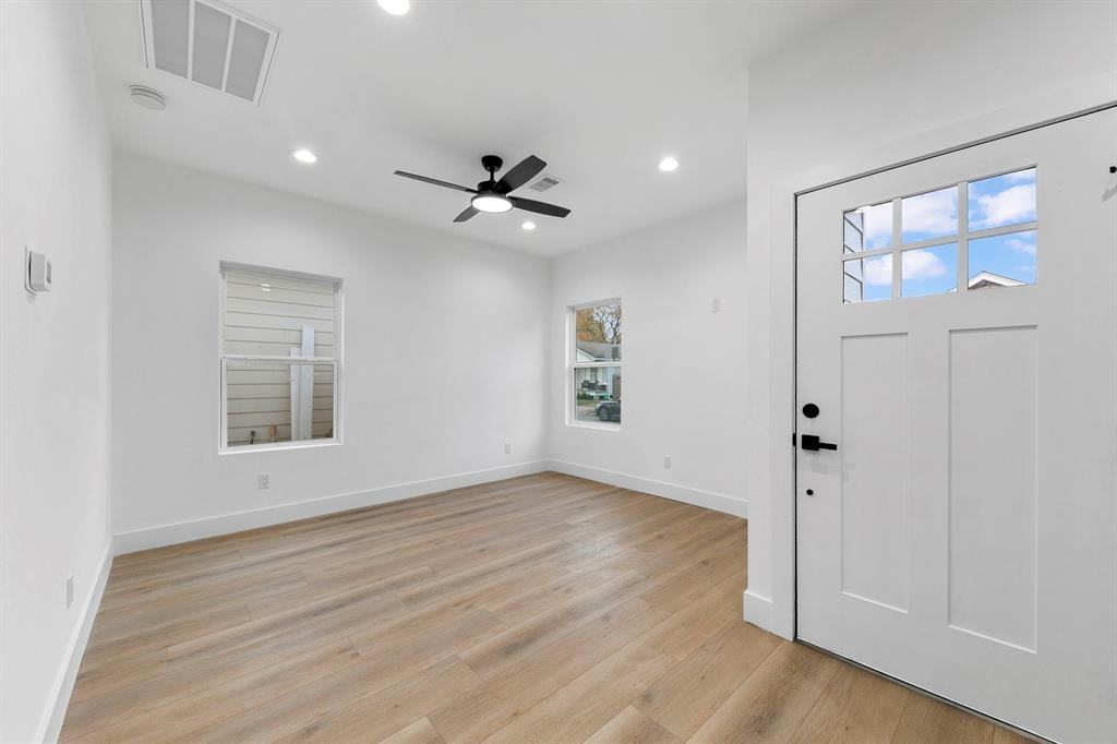 2805 Nettleton St #1 - Photo 2 of 9