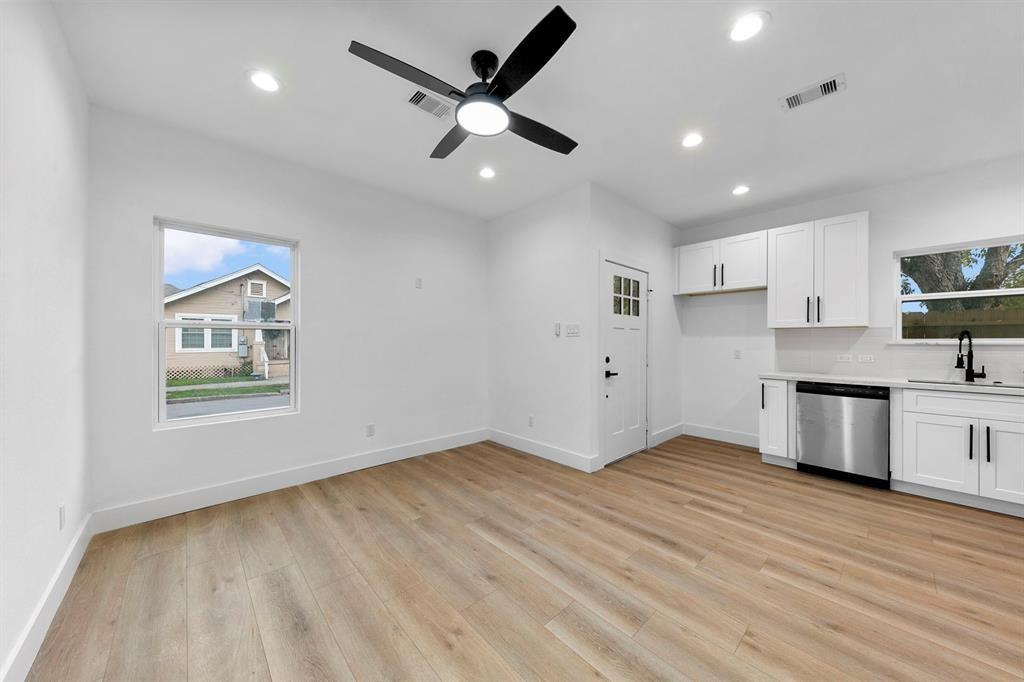 2805 Nettleton St #1 - Photo 4 of 9