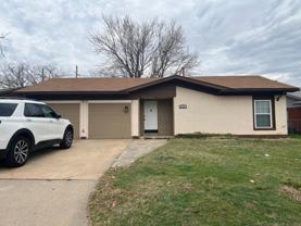 6441 Nw Compass Dr - Photo 1 of 1