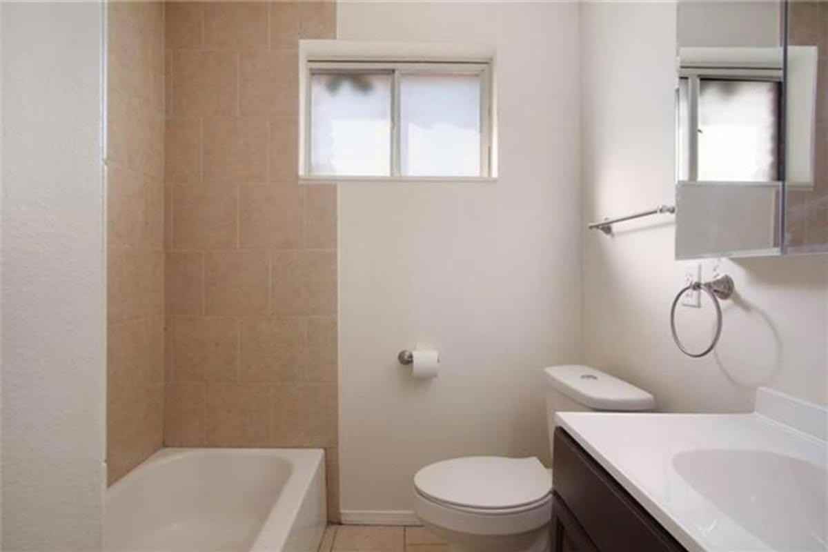 3617 Alfred St #3617 - Photo 3 of 6