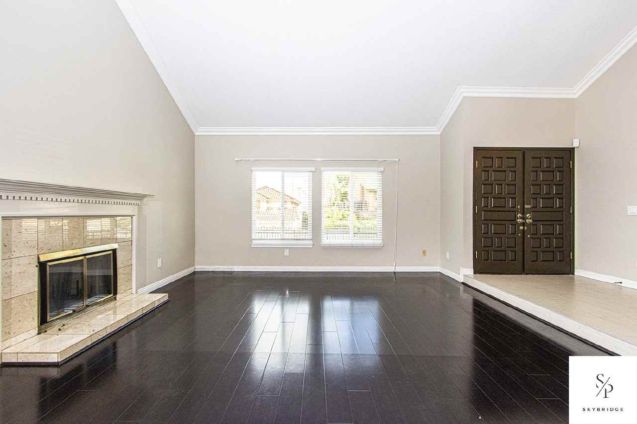 1963 Avenida Del Canada - Photo 3 of 50