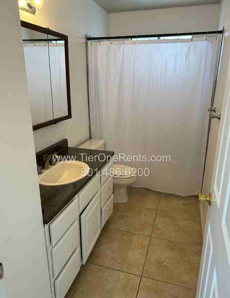 10470 S 700 E #A - Photo 7 of 12