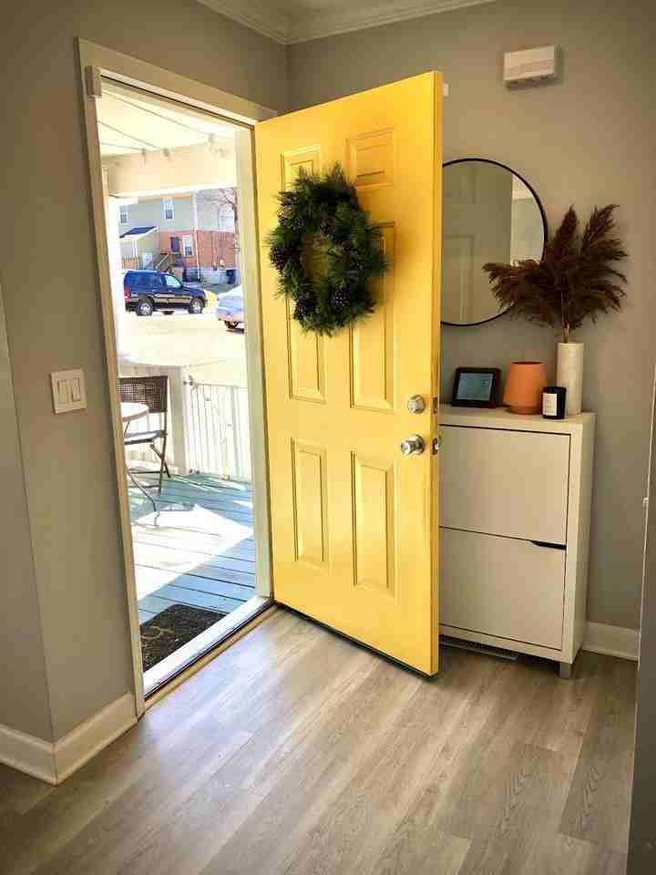 1400 Walsh St - Photo 2 of 50