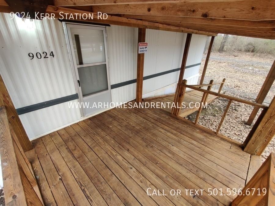 9024 Kerr Rd - Photo 2 of 17