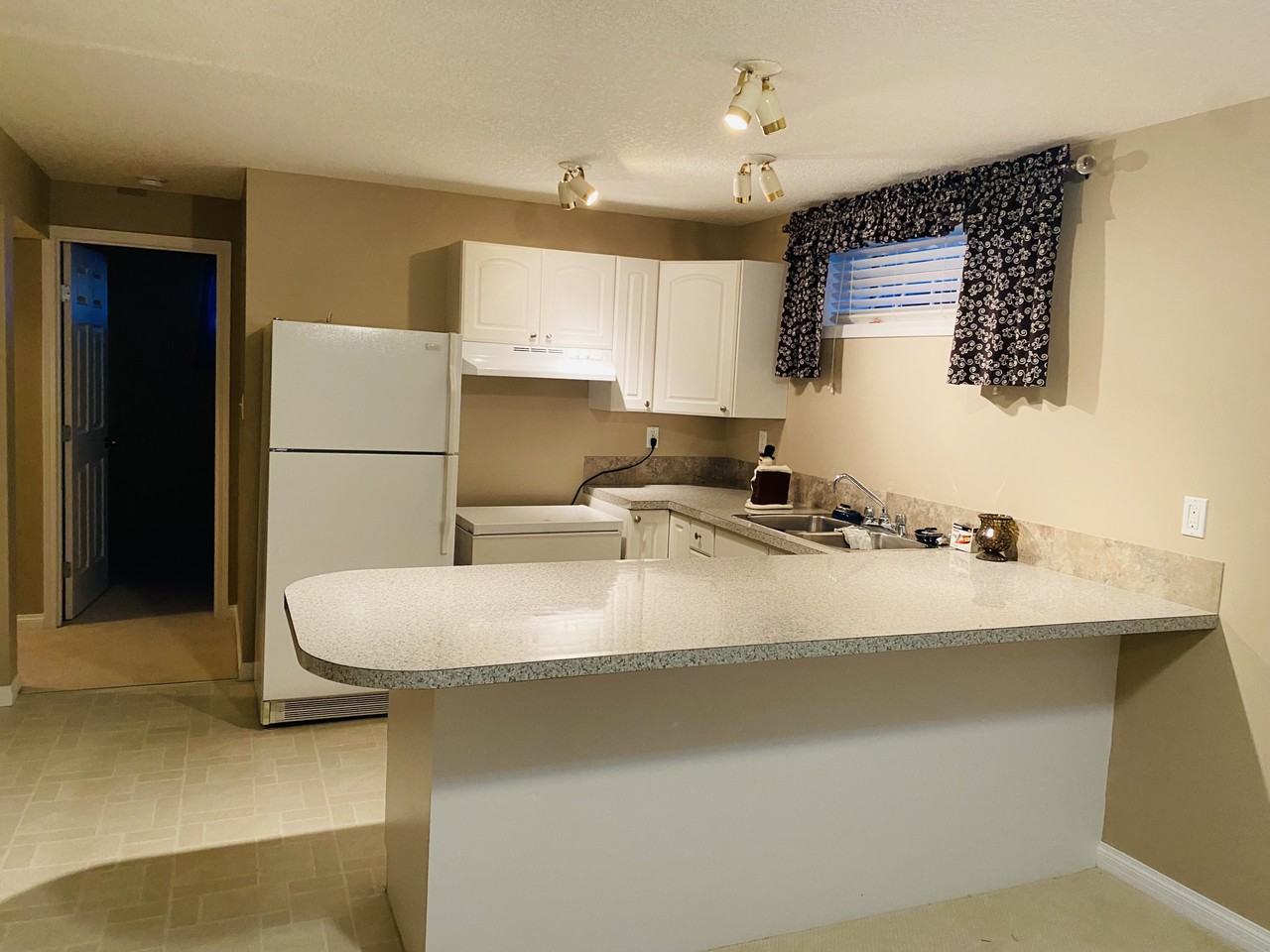 17 Douglas Ridge Circle Southeast - Photo 3 of 15