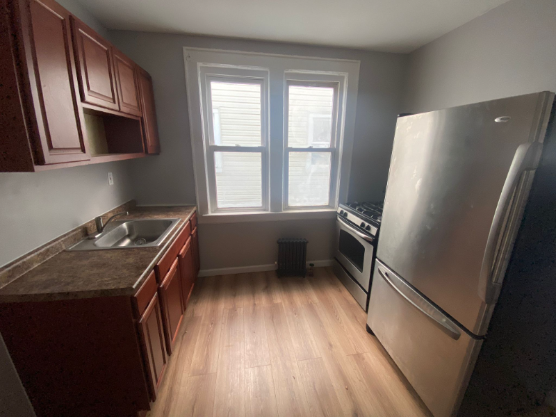 43 Hanford St #A - Photo 3 of 4