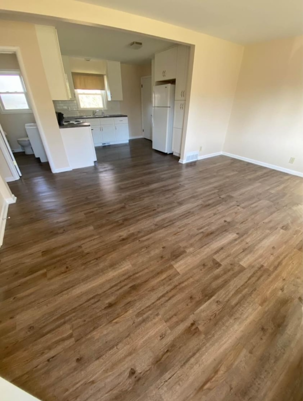 3893 1/2 Richlawn Rd - Photo 3 of 11