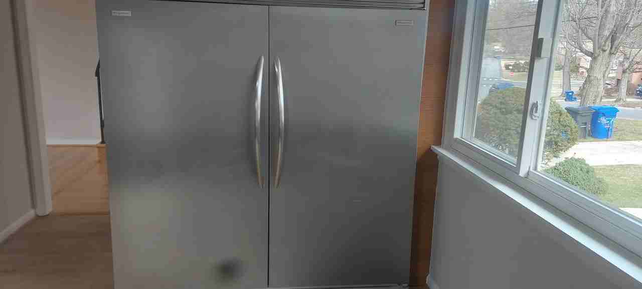 9820 Inglemere Dr #1 - Photo 6 of 46