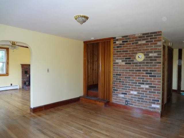 84-88 Emerald Rd 84 - Photo 3 of 14