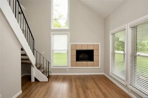 433 Briarhill Dr #NA - Photo 2 of 20
