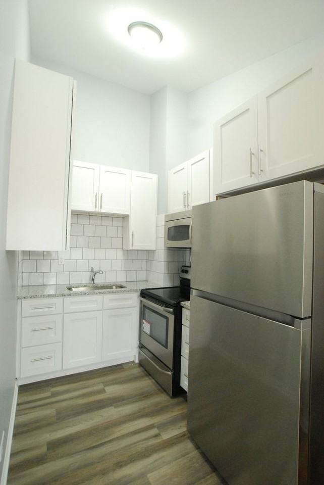 417 W Stone Ave #B - Photo 5 of 9