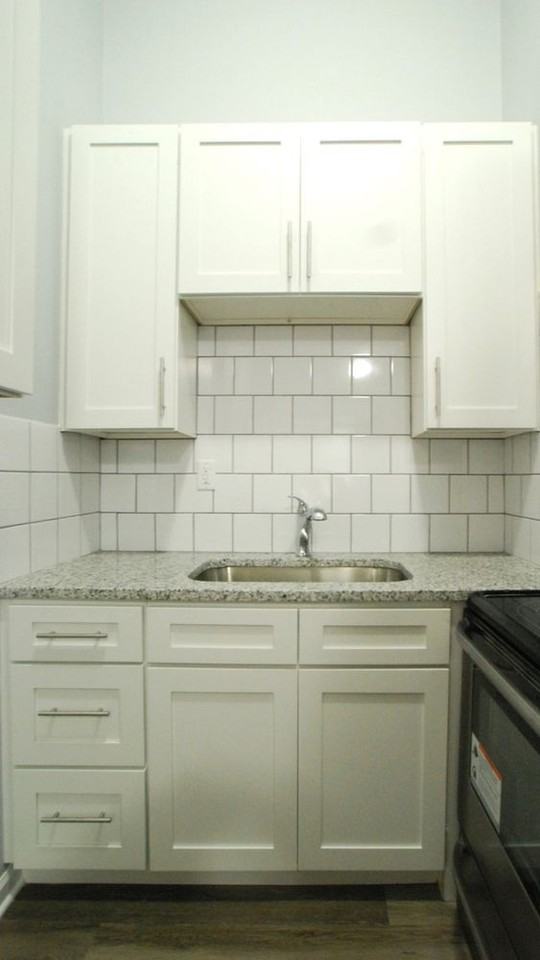 417 W Stone Ave #B - Photo 6 of 9