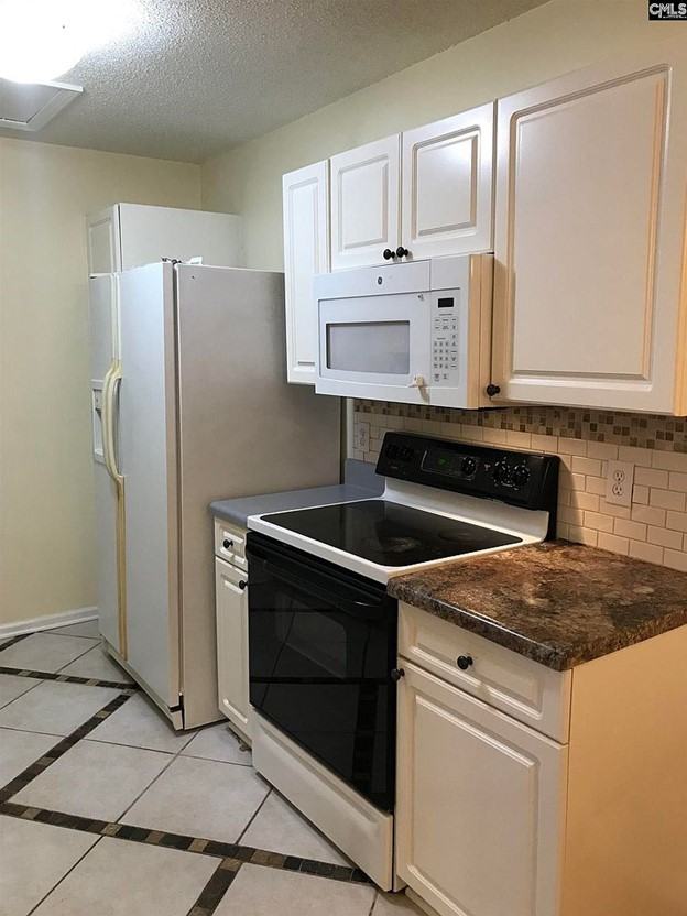 743 Coventry Ln #B8 - Photo 5 of 36