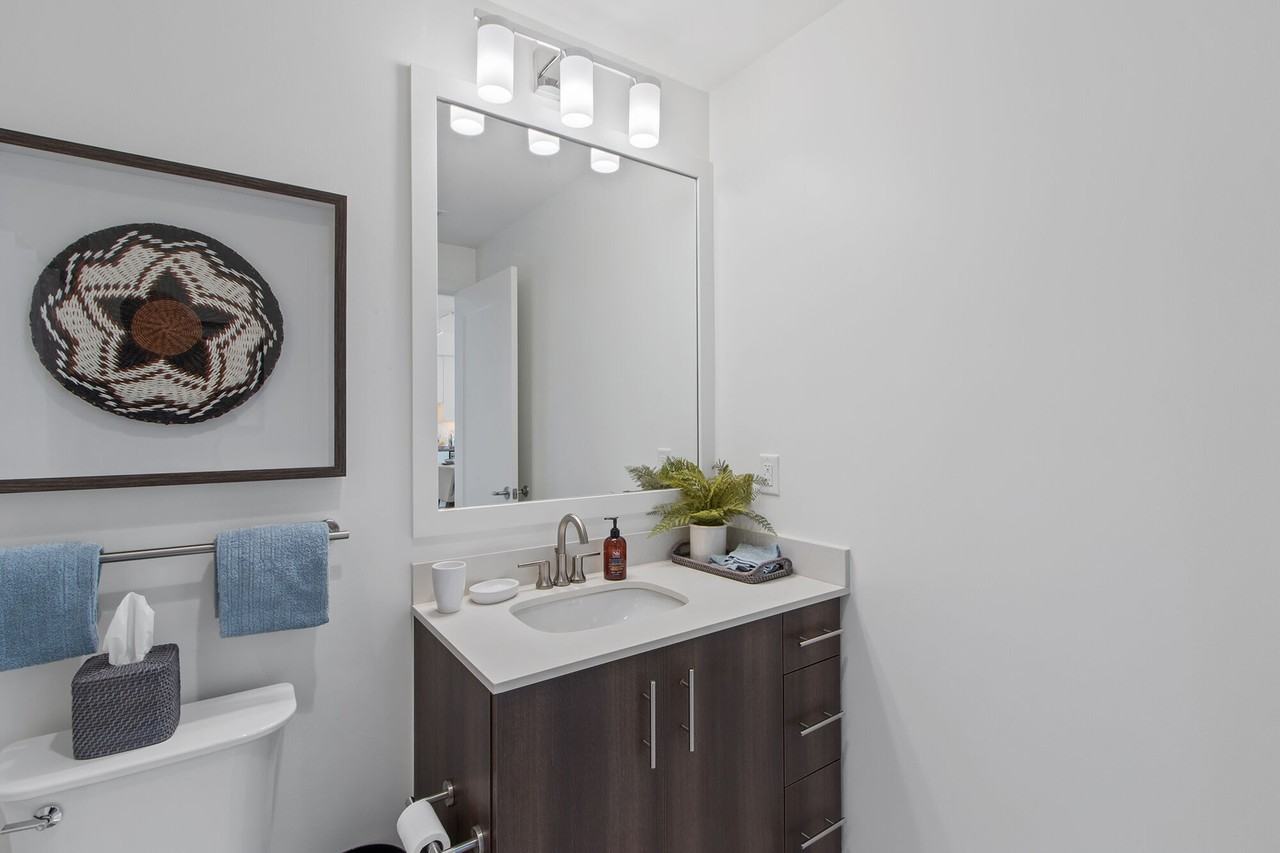 One City Center Apartments - Photo 7 of 36