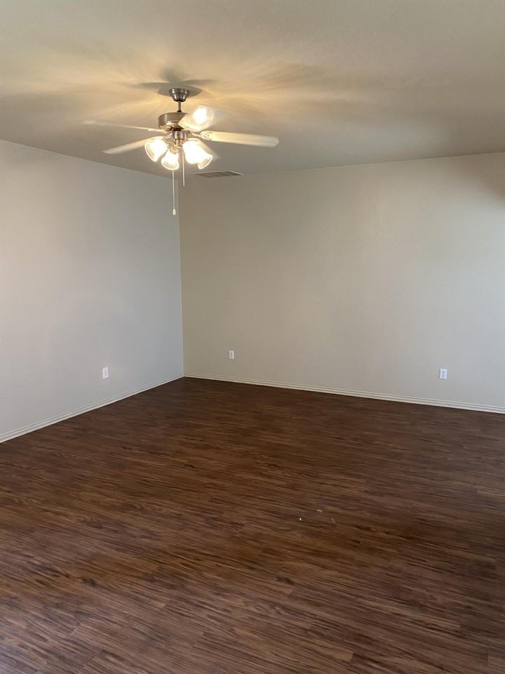 225 Irick Court - Photo 2 of 12