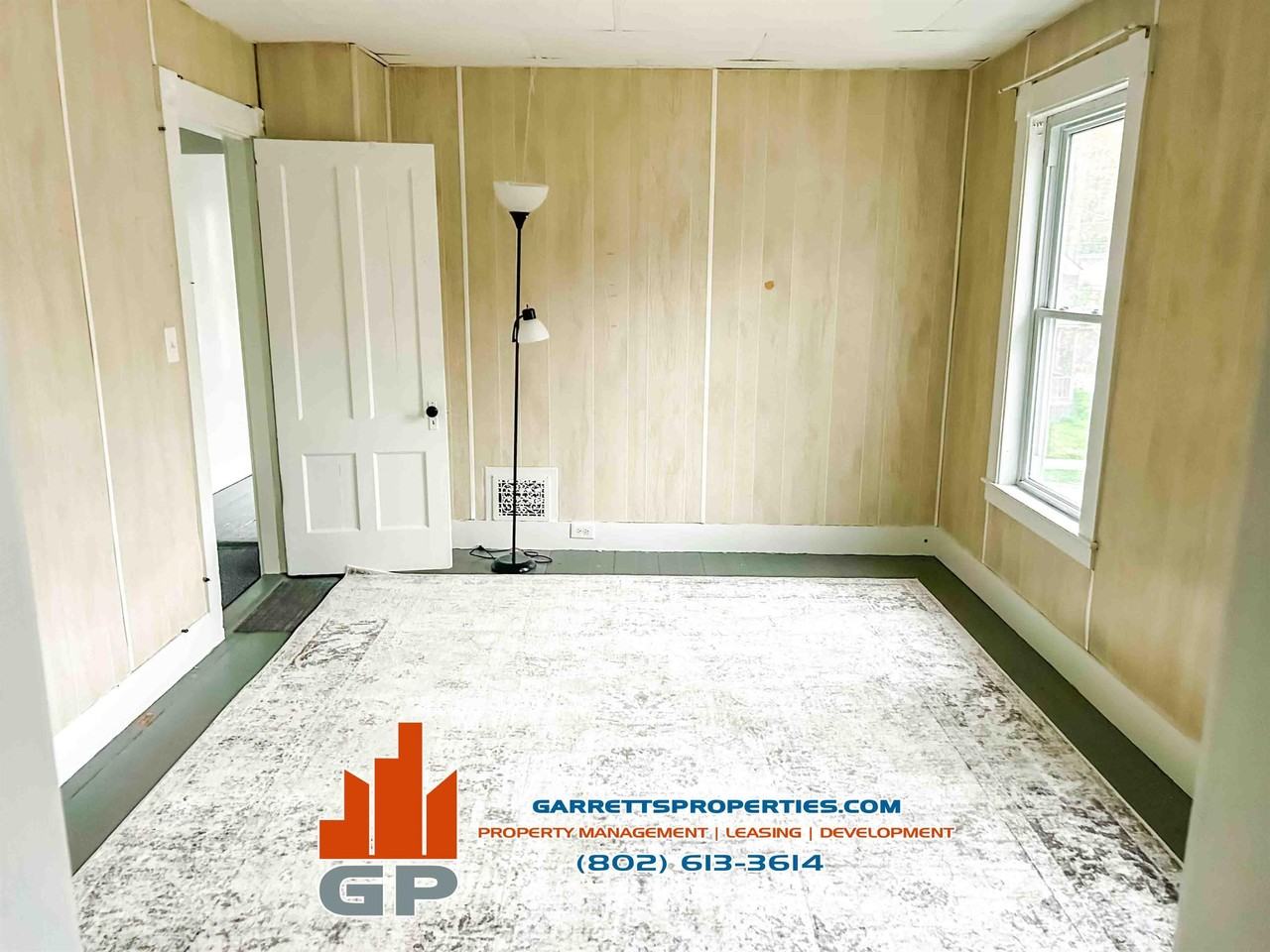 100 Maple Avenue - Photo 2 of 8
