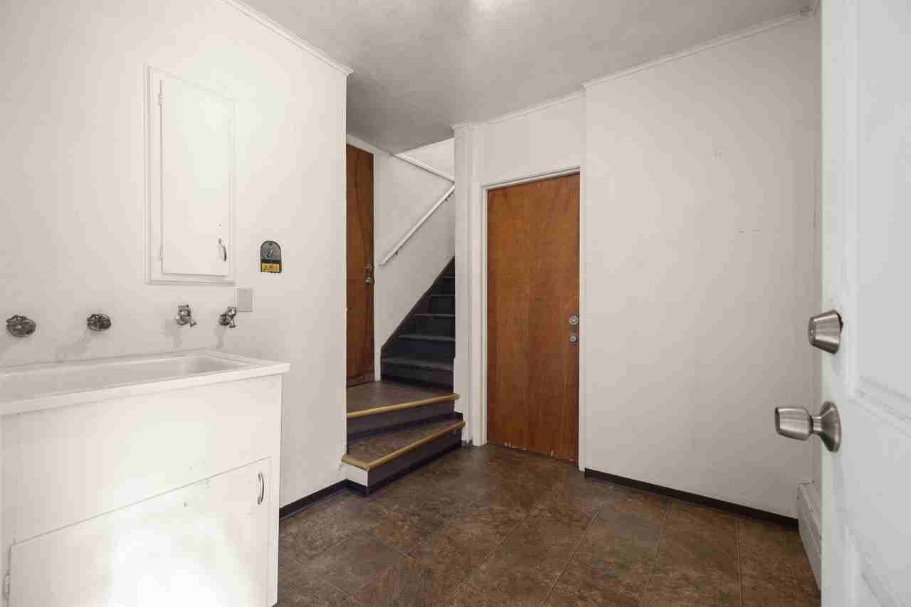 216 N K St #6 - Photo 2 of 11