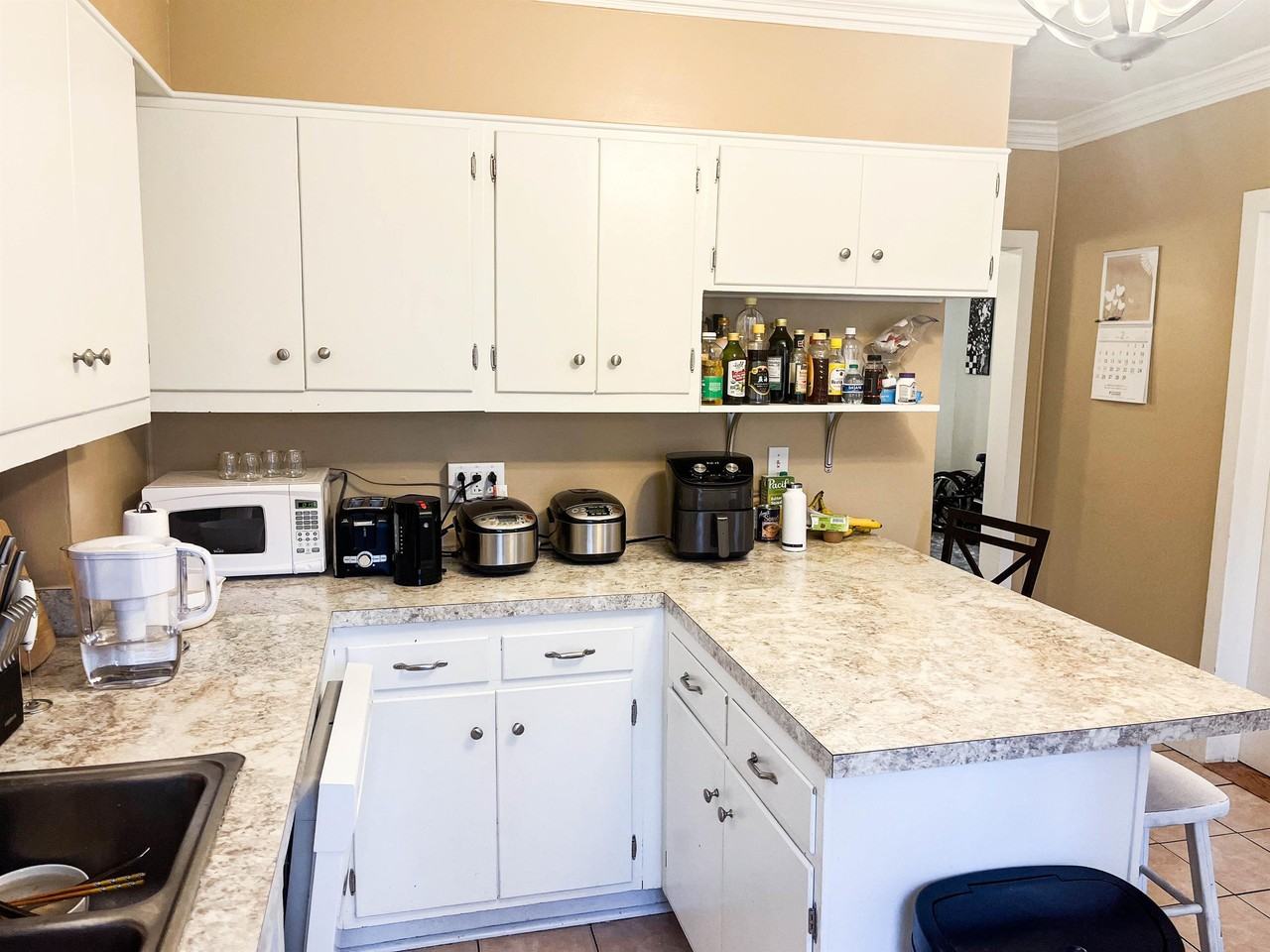 213 Cornell St #1 - Photo 7 of 24