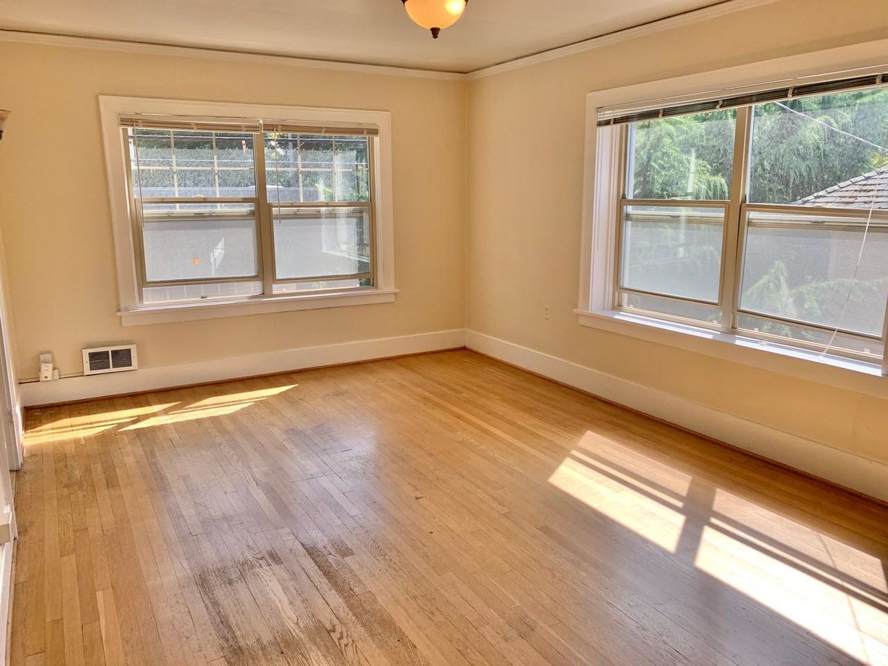Belmont Apartments - Photo 2 of 8