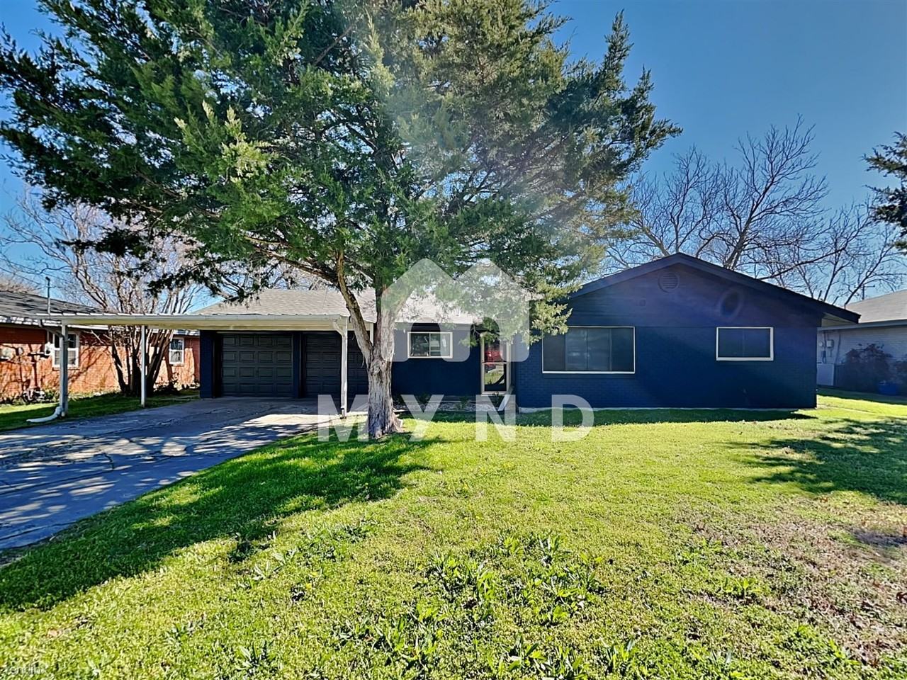 1131 Warden St - Photo 2 of 23