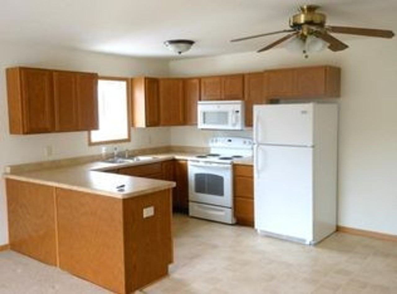 215 Sherman Avenue - Photo 3 of 39