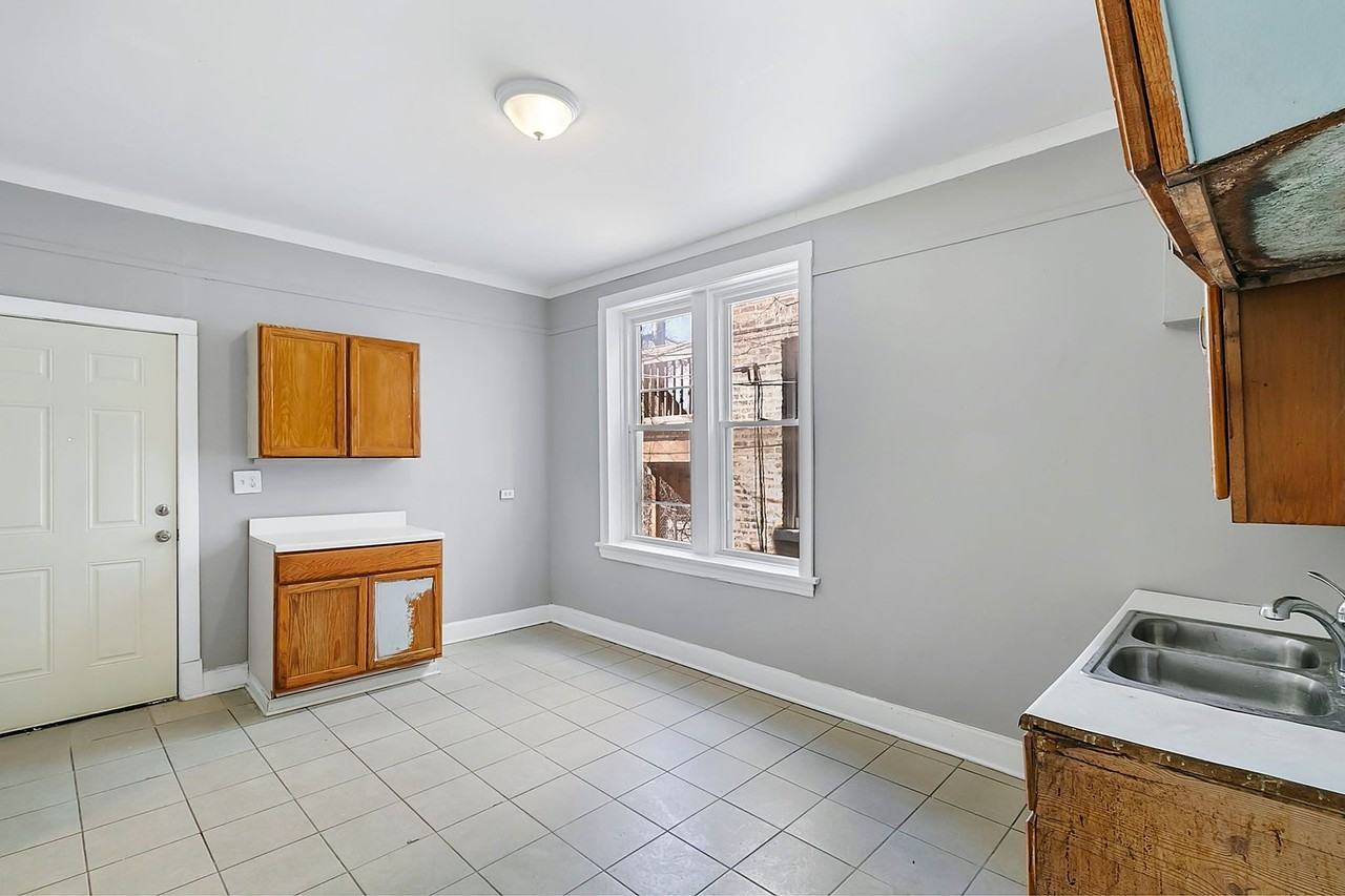 3821 W Fillmore St Chicago FOR SALE - Photo 2 of 7