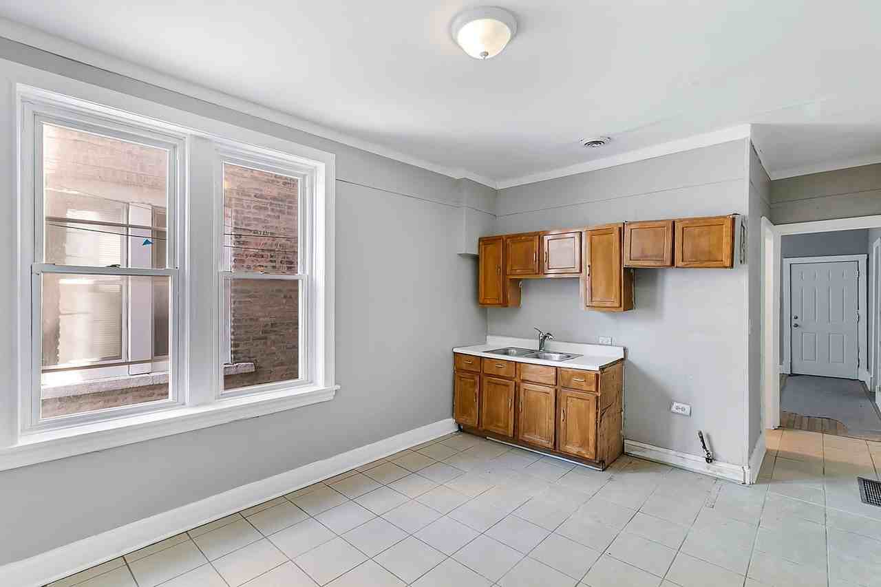 3821 W Fillmore St Chicago FOR SALE - Photo 3 of 7