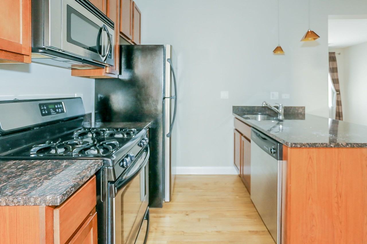 1634-36 W. Grace / 3804-10 N. Marshfield - Photo 5 of 8