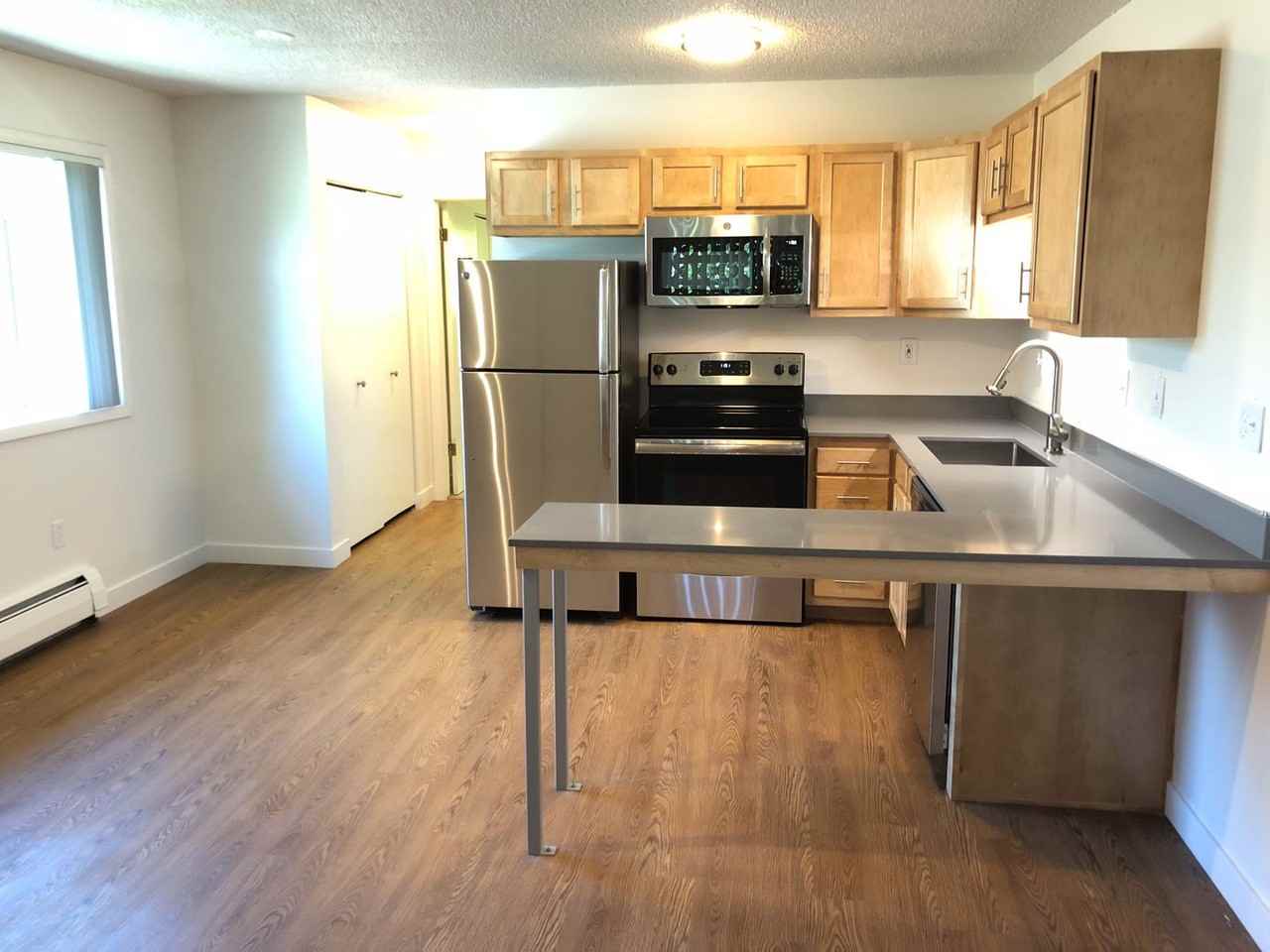 2200 Canyon - Photo 2 of 17