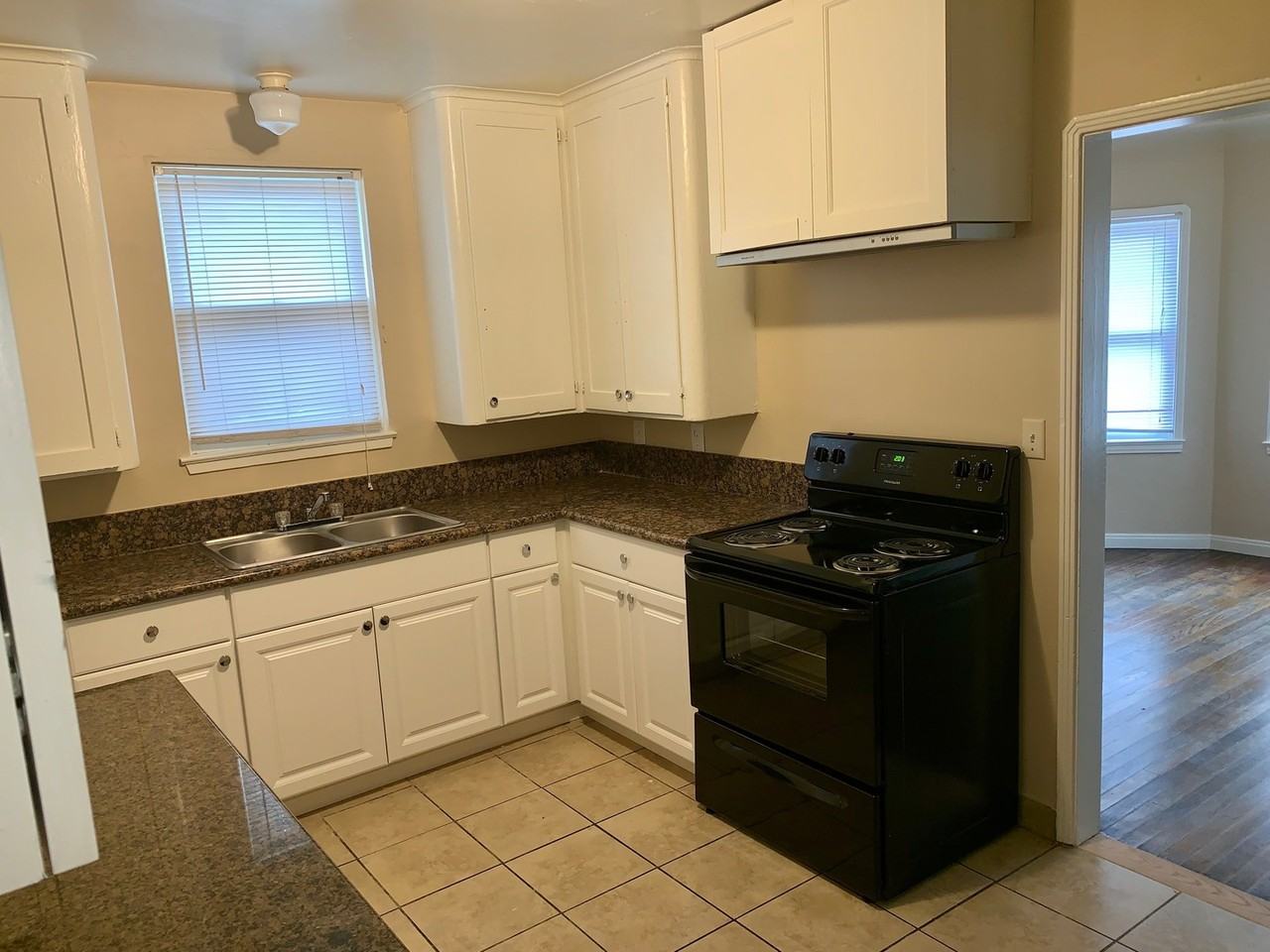 1452 N 5th St-3517 E Pine St - Photo 5 of 14