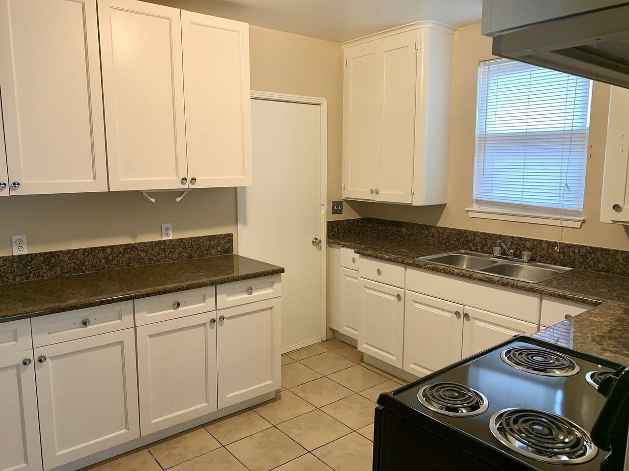 1452 N 5th St-3517 E Pine St - Photo 6 of 14
