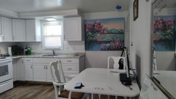 featured image of 815 Ferry St