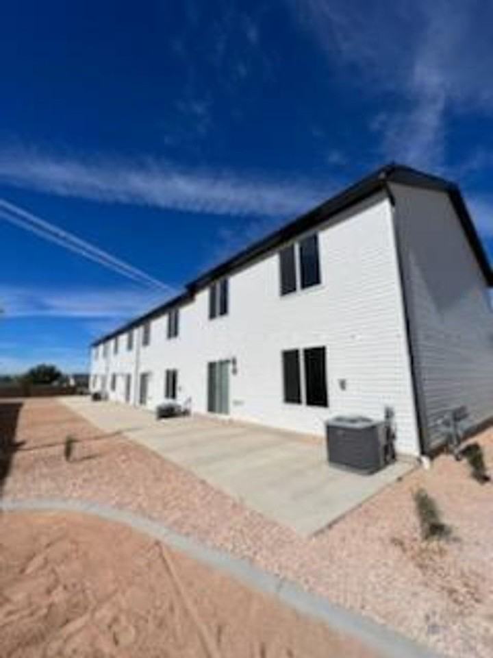 Northfield Townhome for Rent $1880 mo. - Photo 3 of 21