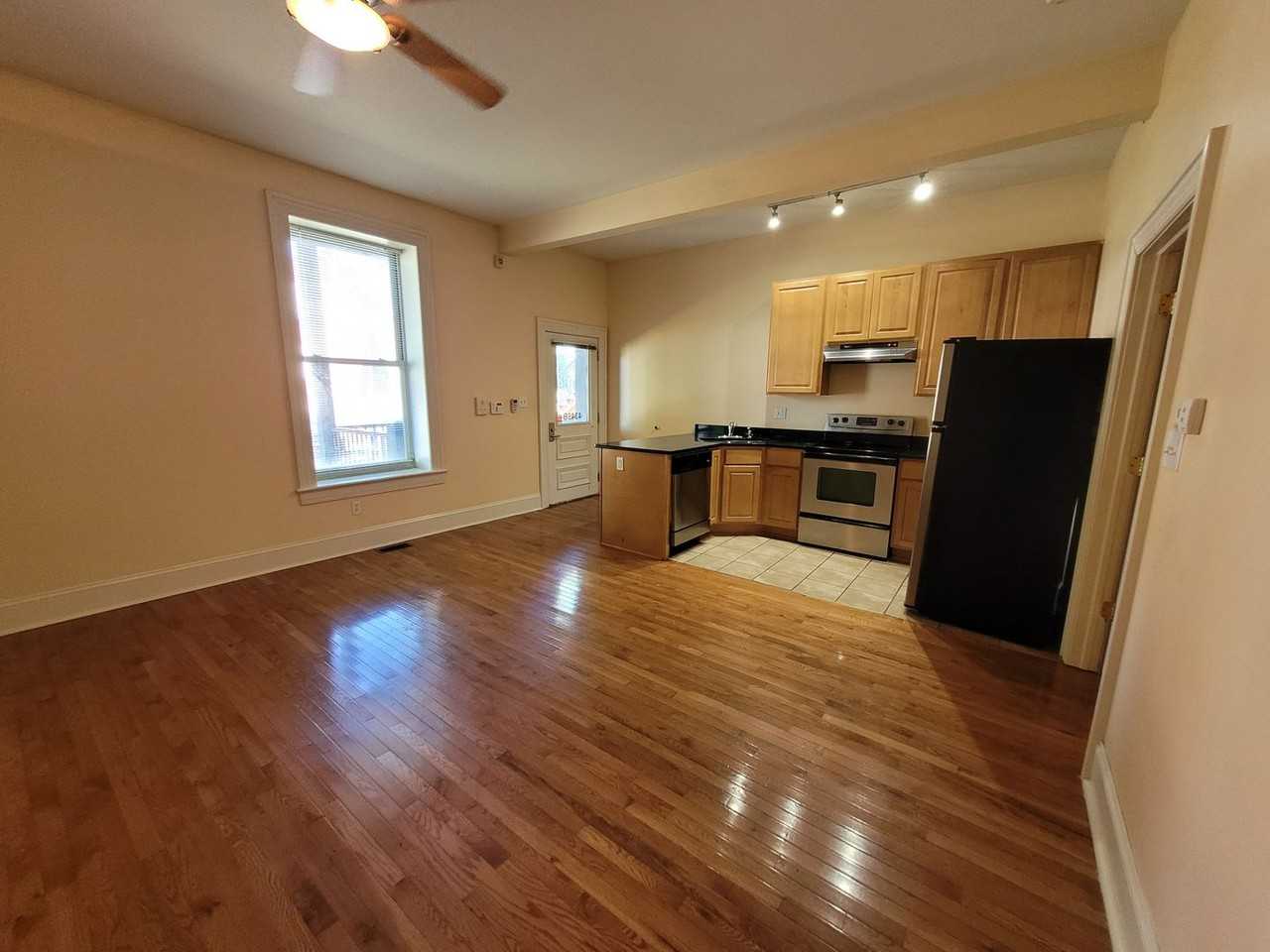 4343 Manchester - Photo 2 of 23