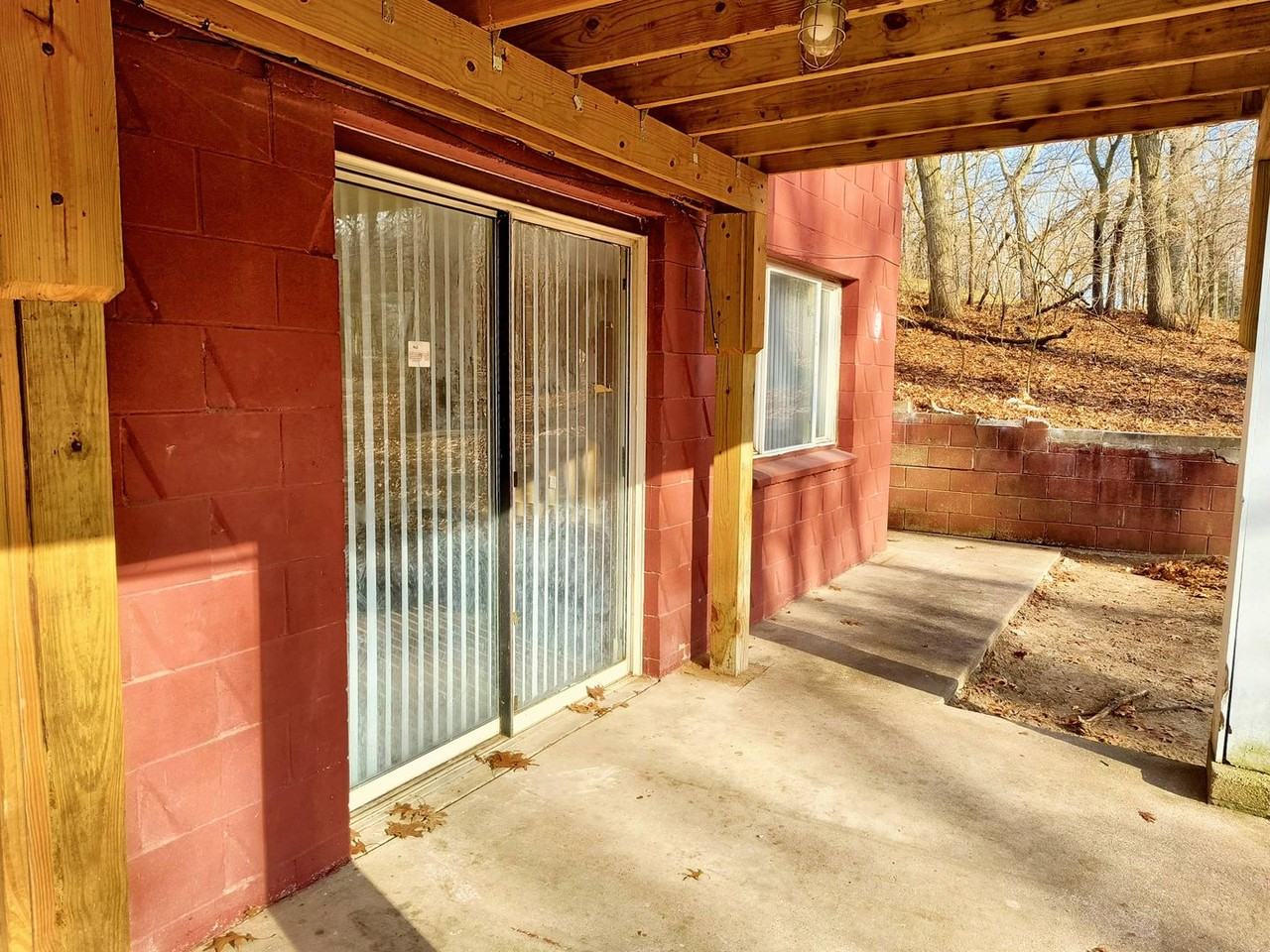 6399 E JK Ave - Photo 2 of 9