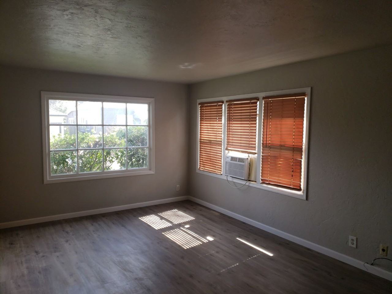 State St 602-614 - Photo 2 of 10