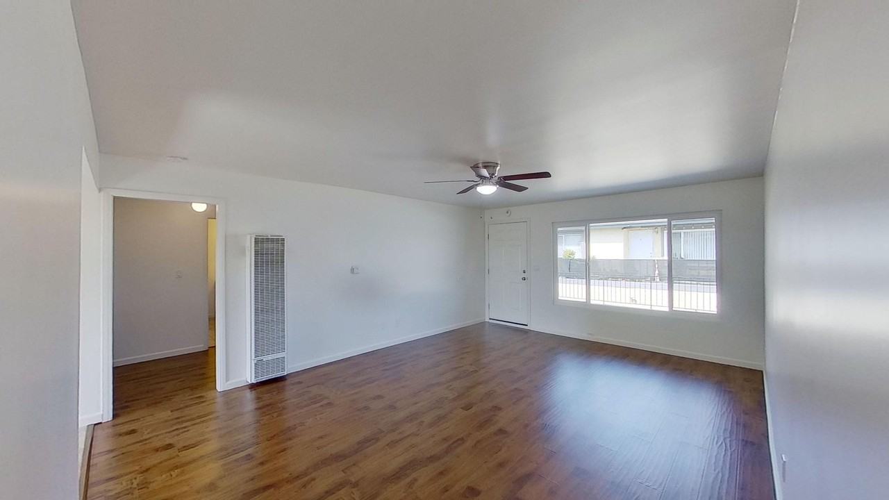 Keelson Four-Plex - Photo 2 of 12