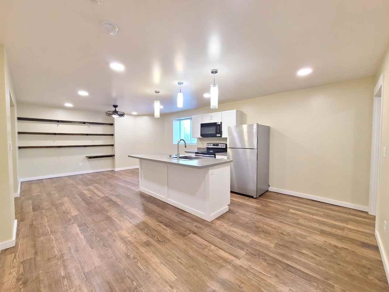 507 S Howard - Photo 2 of 41