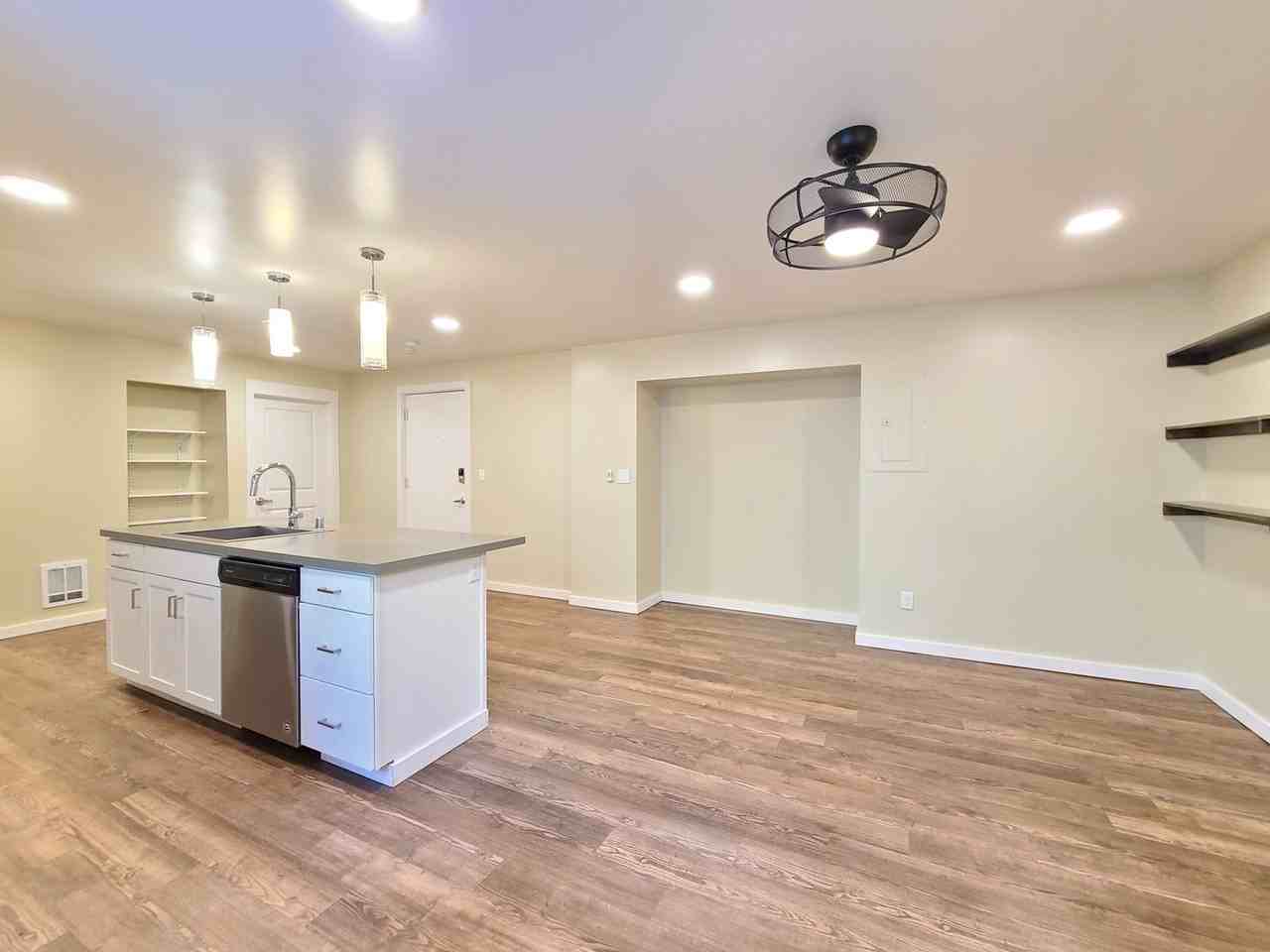 507 S Howard - Photo 4 of 41
